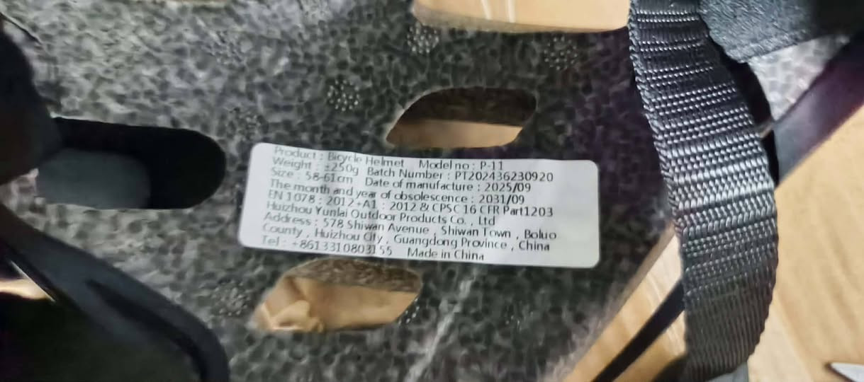 خوذه بهذا الشكل سعرها 25 توصيل مجاني وزنها كلش خفيف بيها ضوء احمر بالخلف


**إذا كنت صاحب هذا الإعلان وتريد حذفه لأي سبب، رجاءا أرسل رسالة إلى الدعم الفني**