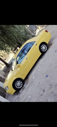 سياره للبيع موديل 2003 مدفوع كريستال ليفور الصغير الاستفسار على هذا ال...