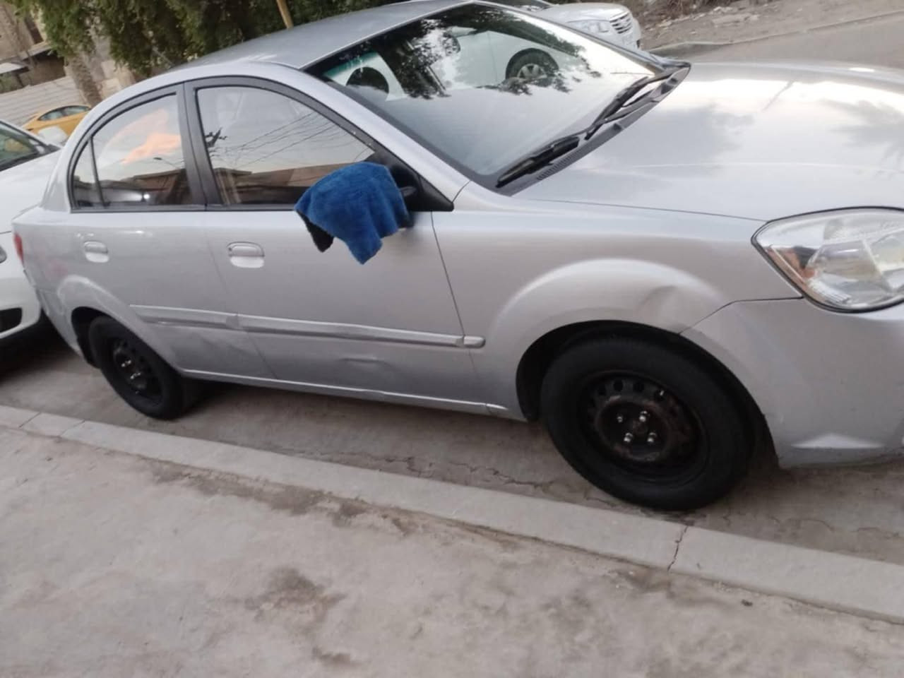 كيا ريو ٢٠١٢ كير عادي محرك ١٦ كوراي رقم أربيل بسمي بدون صبغ حتى دعاميات فقط ملاحضات 
السعر ٨٣ وبيها مجال
***********
