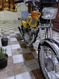 اسلام عليكم  نامه متياز مديل2025 مكفولة من كلشي مابيه اي نقص بس القمجي...