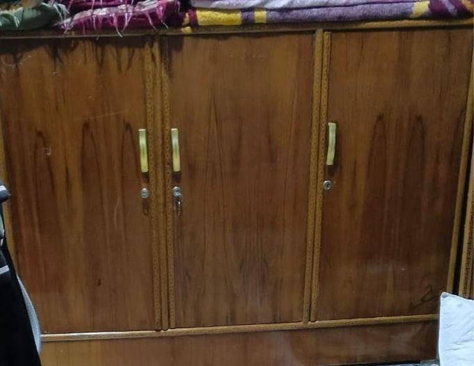 كاونتر نضيف كلش السعر 250 منضد جديد السعر 125 معرض تسكام نضيف كلش السعر 150 كرسي غربي السعر 25


**إذا كنت صاحب هذا الإعلان وتريد حذفه لأي سبب، رجاءا أرسل رسالة إلى الدعم الفني**