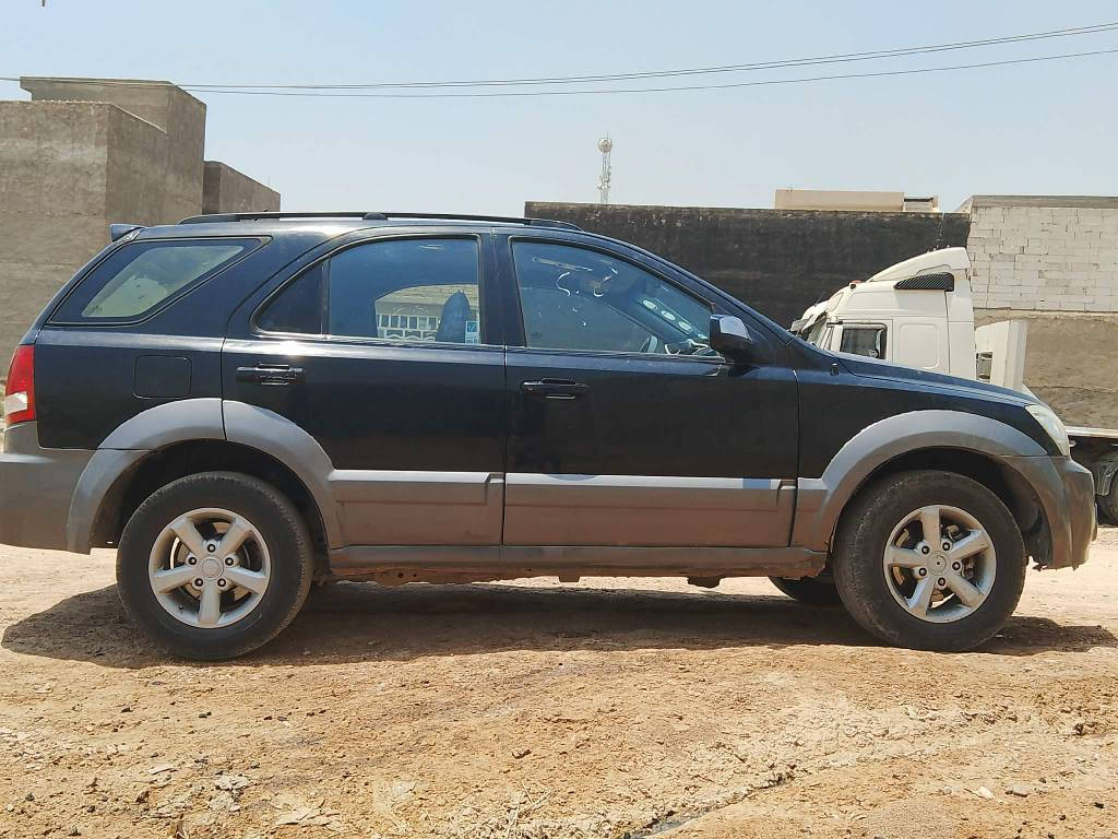 سياره سورنتو موديل 2003مصبوغه حزام اثر شخوط وجراد وظربه بالجالمغ الامامي وطخه بالشاصي صغيره بكبر الاصبع تقريبا محرك وكير ياباني السعر 65بيه مجال حك الجيه اطراف بغداد المدائن ناحية الوحده رقمي للتواصل *********** المدائن, بابل
