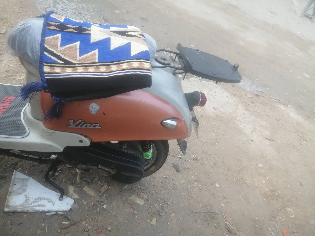 دراجه عبد الحليم للبيع دراجه نظيفه ما مفتوحه بلاديه كلها كهربائيات شغاله سلف شغال السعر ب 400 هذا رقمي  ***********
