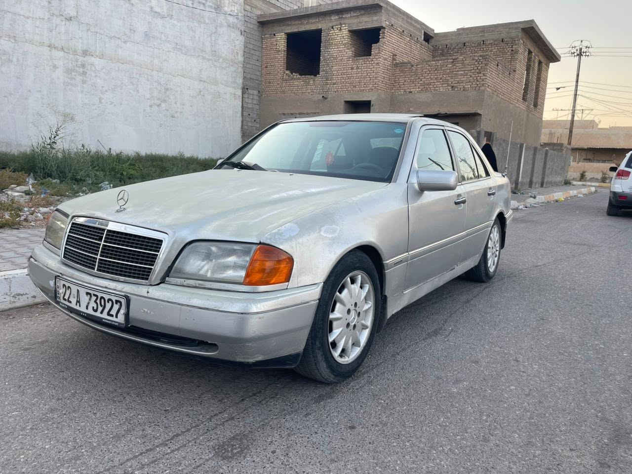 مارسدس c200 للبيع رقم اربيل موديل 95
سياره محور 2500 السنويه لحد 2030
 والهزه جديده ..بأسمي شرط التحويل مباشر 
السعر 45 وبيها مجال بسيط 
مكانها بعقوبه غير متواجد ع الفيس اي استفسار اتصل ع الرقم ***********
