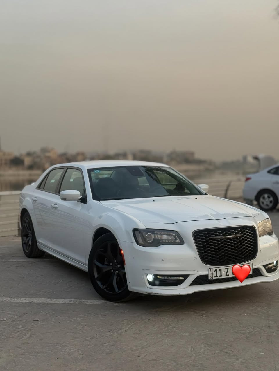 السلام عليكم للبيع اوبامه 2023 كلين مكفوله من صبغ كفاله عامه  رقم بغداد بسمي دولي مواصفات كرسي كهرباء هيتر جلد  رادار جانبي ترحيب ماشيه  17 ميل سونار معه صور مكان بغداد كاظميه 
سعر 3شدات بيه مجال بصيط ***********
استفسار واتساب
