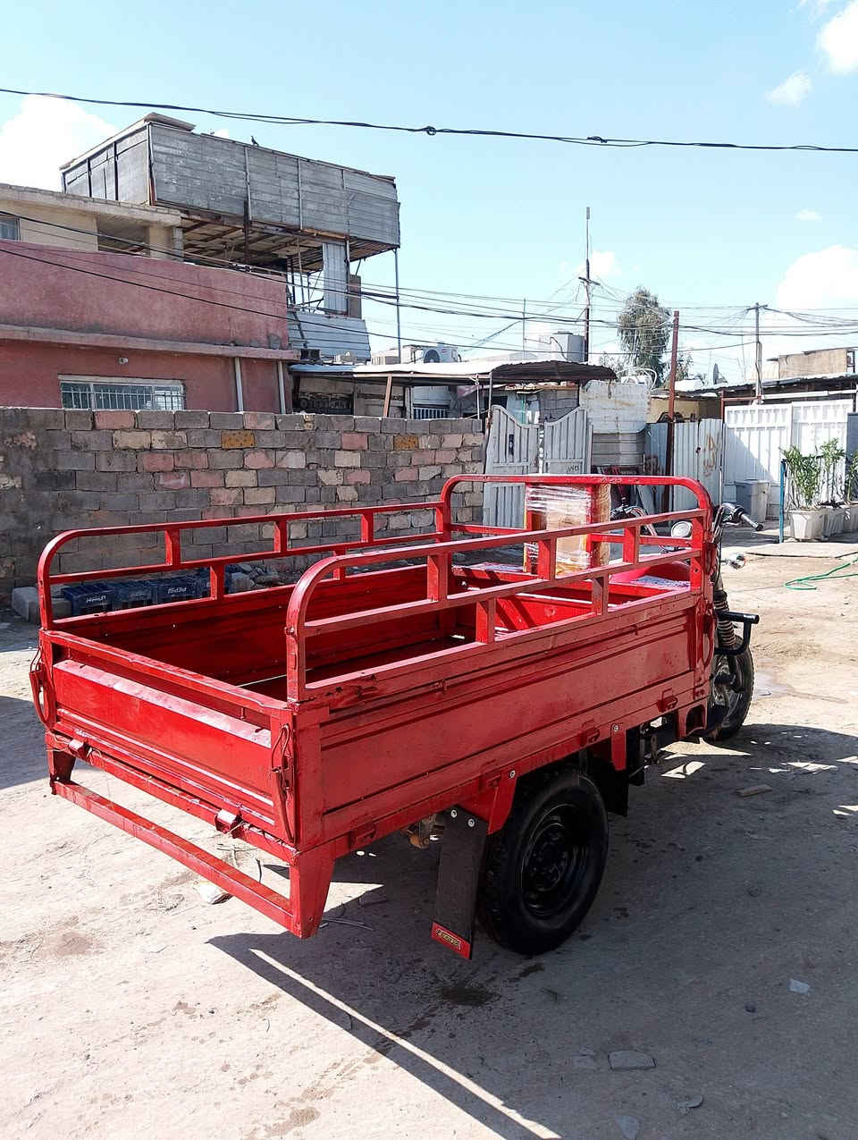 السلام عليكم ستوته دايوان 2016 اوراق كامله مكينه حلوه كهربائيات جديده السعر 650 العنوان بغداد حي العامل موبايل ***********
