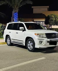 لاندكروزر GXR • فول مواصفات • ٢٠١٣