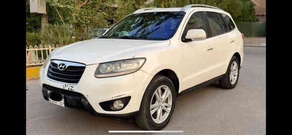 السلام عليكم
✅سنتافيا 2010 (خليجي) للبيع بدون مراوس شباك اسود اطار نيكل 
✅باسمي رقم بغداد مشروع وطني تحويل ثاني يوم
✅بدون حادث ماشي 140000 كم حقيقي بدون تعديل دك جرص بعد سرعة الـ 120  بلادي وضعيه الشركه
✅مكفوله من الضربه او الصبغ او الشاصي
✅بيه ملاحظات بسيط جدا تعديل على البارد فقط و بيه  تكحيلات الدعاميه الاماميه يرادله تعمير

المواصفات:
‏✅ 6v /3500  حجم المحرك  
‏✅ 4x4 
✅ فتحة سلايد روف طكتين 
✅  داخل جلد مميز لون قرمدي بلادي من القطع النادره
✅ دشبول صاج
✅  سبعة راكب 
✅ 3 قطع تبريد والقطعة الاخيرة تحكم
✅تحكم استيرن
✅سبيره نازل يمك 3 مرات فقط
✅اشاره بالمري
✅باتري جديد 
✅ شاشة عمل 
✅ كامرة عمل
✅ مفتاح 

💵 💵 💵السعر:((((160ورقة)))) وبيه مجال شي بسيط حك العمله
***********
حسين علي
المكان: بغداد/حي العدل خلف تجهيزات الربيع
