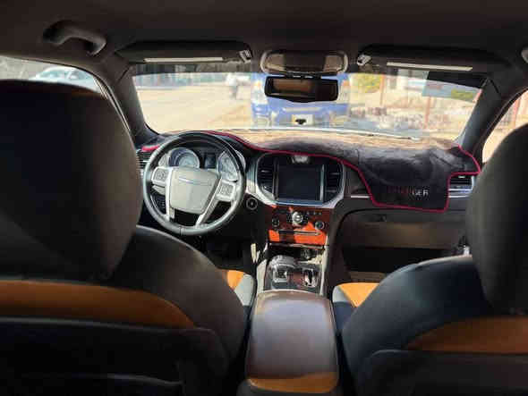 السلام وعليكم سياره للبيع موديل14 سياره حلوه ونضيفه السعر150 الساونار موجود بلصور ما متواجد عل فيس خابر وتدلل*********** اسيا ***********
