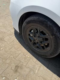 ٥ تايرات • للبيع