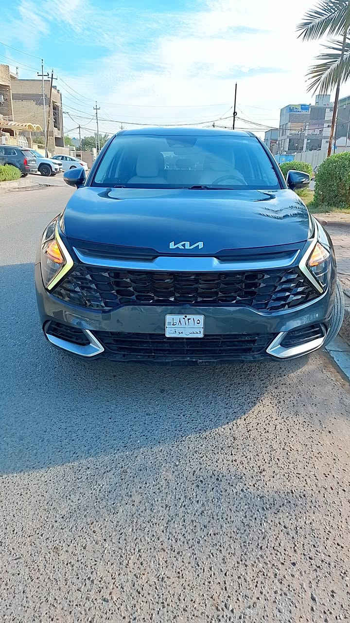 كيا سبورتج موديل 24  امريكي دخول جديد  حادثها واضح بصور  جاملق وبنيد طاك ايرباك الستيرن  بدون دواخل لغد وشاصي مكفول
سياره مواصفات EX فول عدا الفتحة 
كشن جلد ابيض ملكي 
هيترات بالكشن والكشن كهرباء 
بصمه تشغيل عن بعد 
 داريف مود اوتو هولد وباقي المواصفات 
لونها فيلي 
مكينة 2500 ماشية 28 الف 
موجوده بغداد دخول جديد بدون رقم ب ١٧٨$ 
***********
