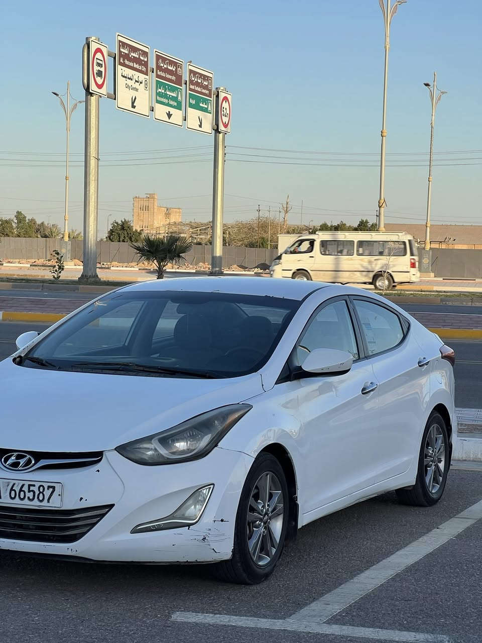 السلام عليكم النتره موديل 2016 وارد امريكي
ضربتها البنيد وربع الجاملغ الايمن بيها صبغ بالجنطه بدون ضرر مكان السياره كربلاء السعر 110 وبيها مجال ***********
