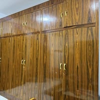 متاح غرفة أخشاب أحطاطة طابقين شغل درجة أولى  رقم الهاتف 07811668874