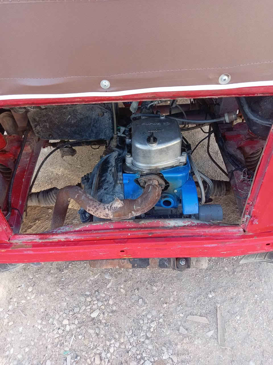 تكتك للبيع موديل 17 تعمير 20 أوراق مداور يم حسين السعر 3و500 مكاني حي النضال قرب المصتوصف ***********
