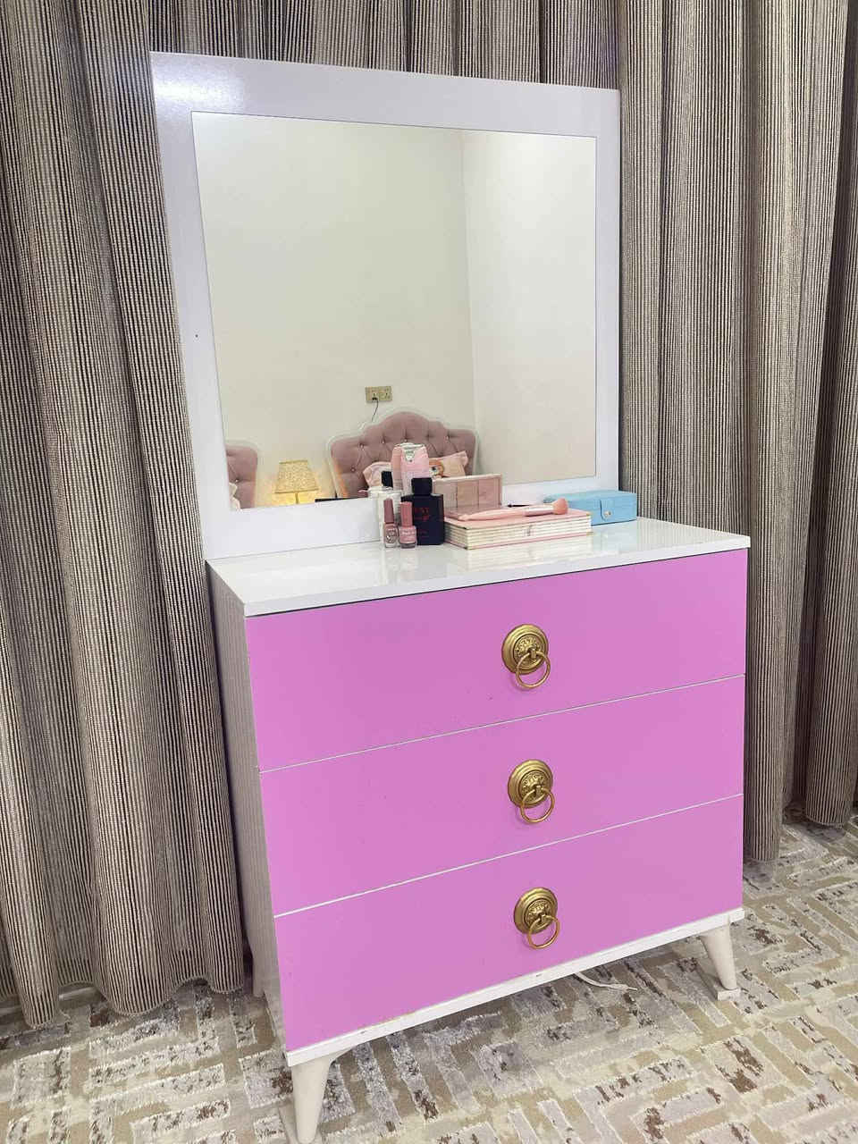 غرفة تركي للبيع نظيفة كلش جديدة
العنوان بغداد ابو غريب


**إذا كنت صاحب هذا الإعلان وتريد حذفه لأي سبب، رجاءا أرسل رسالة إلى الدعم الفني**