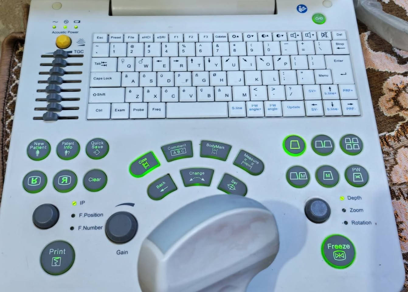 (( جهاز سونار للبيع ))
- جهاز سونار نوع Edan Dus60 مستعمل وبسعر مناسب جدا ...
 & اطبائنا الكرام &
- يوجد لدينا جهاز سونار مستعمل :-
اسم الجهاز :  Edan Dus60
سنة الصنع : 2020
المنشا : الماني
الملحقات : بروب convex 
نوع الجهاز : دوبلر  PW يحتوي على دوبلر 
مع جميع فحوصات
حالة الجهاز : ممتاز
وضوح الصورة : ممتاز
- للحجز والاستفسار يرجى مراسلة الصفحة او الاتصال على الرقم التالي :-
***********
وبسعر جدا جدا مناسب 💥💥

#أجهزةطبيةمستعملة #أجهزةسونار #سونار #اجهزةطبية #سونارمستعمل #سونارات #سامسونك #اجهزةطبيةجدبدة #اشعة #اشعةوسونار #اطباءسونار #سونرات #مهندس #sonoace #مستلزمات #طبية #فيلد #جل #كونفكس #فجاينل #لينير #4D #ob #gyn #abdomin #ايكو
#adaltecho #exam #GE #volusionp8
