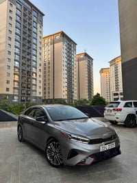 للبيع كيا فورتي GT 2022   المواصفات :  كشنات جلد محفور عليهة علامة ال ...