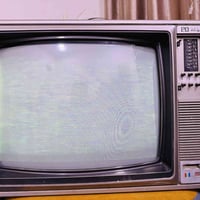 قيثارة • ملون • نضيف جداً