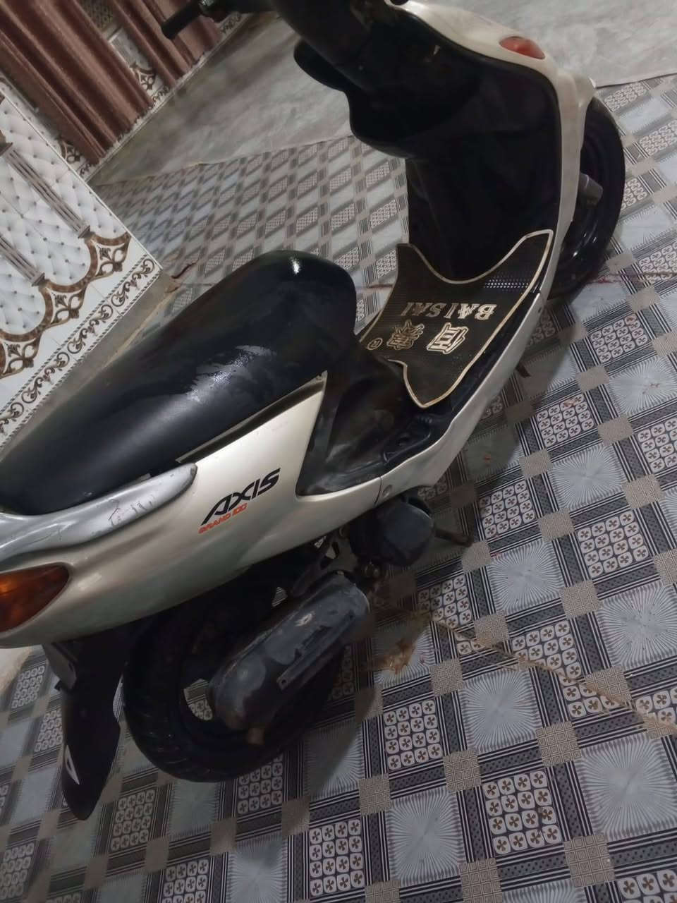 السلام عليكم دراجه اكزز مقفوله كفاله عامه فحل بلادي دراجه مقفوله من الطول للطول كفرات جديده الدراجه ما ملعوب بيها شرط الفحص دراجه ما مفتوحه وبرغه ما مفتوح بيها اتصل بهذا الرقم مكاني بابل ناحيه ابي غرق. ***********. 450 لف وبيها مجال لشراي
