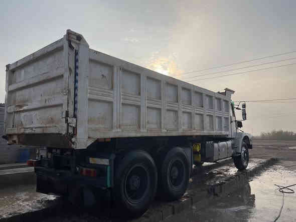 فالفو موديل 91 جاهز لشغل ولا برغي نقص مكينه 22 انتركلار لا صرف ولا بخار تخم تاير مجموع النكي كير 3/3 رقم انبار مشروع وطني بسمي لل 28 تحويل ثاني يوم تبريد وا منضومه مالي مقطوره كامل كرسي هواء وا بنيد فايبر مكان الكوت لي الاستفسار اتصال 
‏‭٠٧٧٦ ٦٢٨ ٢٠٩٨‬
‏‭٠٧٧١ ٤٧١ ١٤٦٨‬
