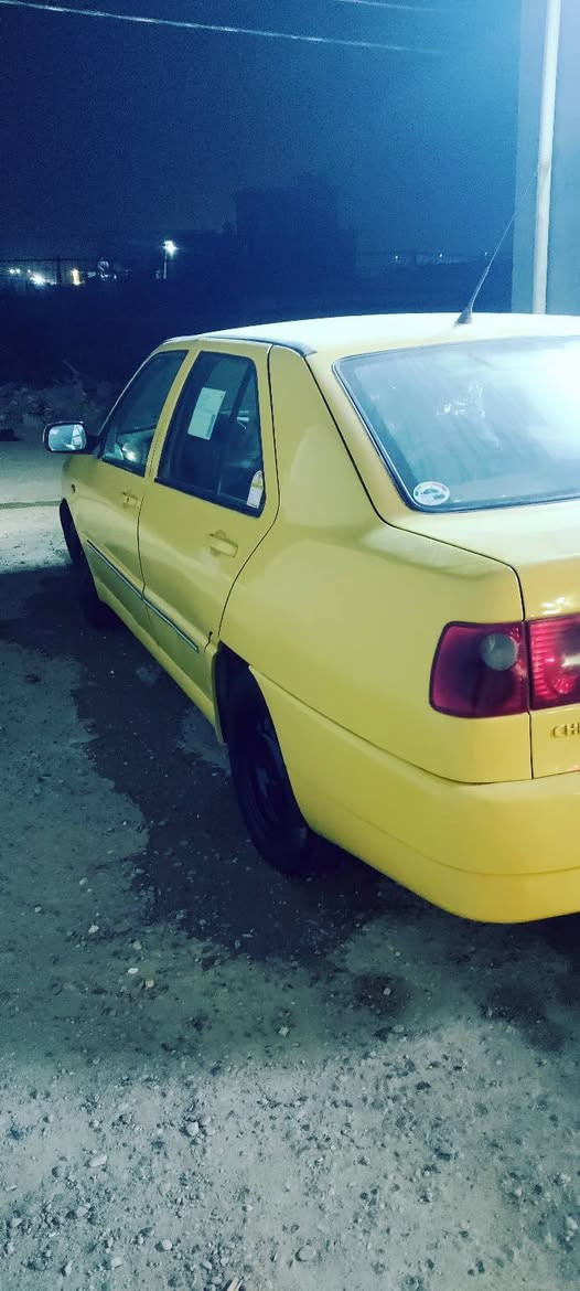 السلام عليكم من رخصه الادمن شيري كوين 2009 سياره كير مكينه صدر كفاله مصبوغه حزام جماليه مابيها دكه جاكوج تخم تاير جديد تحويل جديد مصفره من كلشي   نقصها بس البور كايمه الجبنه مالته مكاني الدوره هورجب او شارع 60 سعرها 26مجال قليل اتصل ودلل *********** بغداد, العراق
