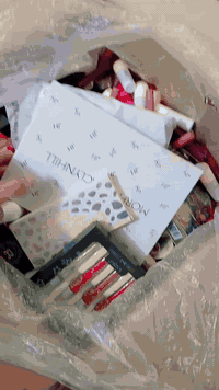 مكياج وعناية بالبشرة • بالات أوربية • توصيل الاسكندرية