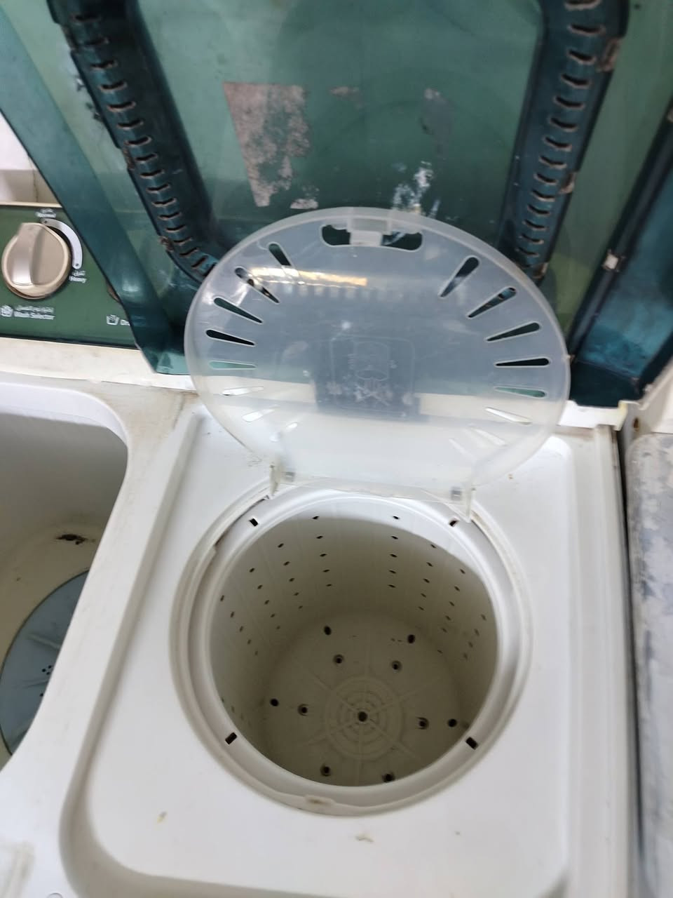 سلام عليكم غسالات اثنين نضاف كلش وحده الحافض حجم وسط شغاله غسيل تنشيف
والثانيه هيتاشي ياباني شغاله 
للبيع الوحده 65قفل مكاني العبيدي الراسه شارع 20 
***********
