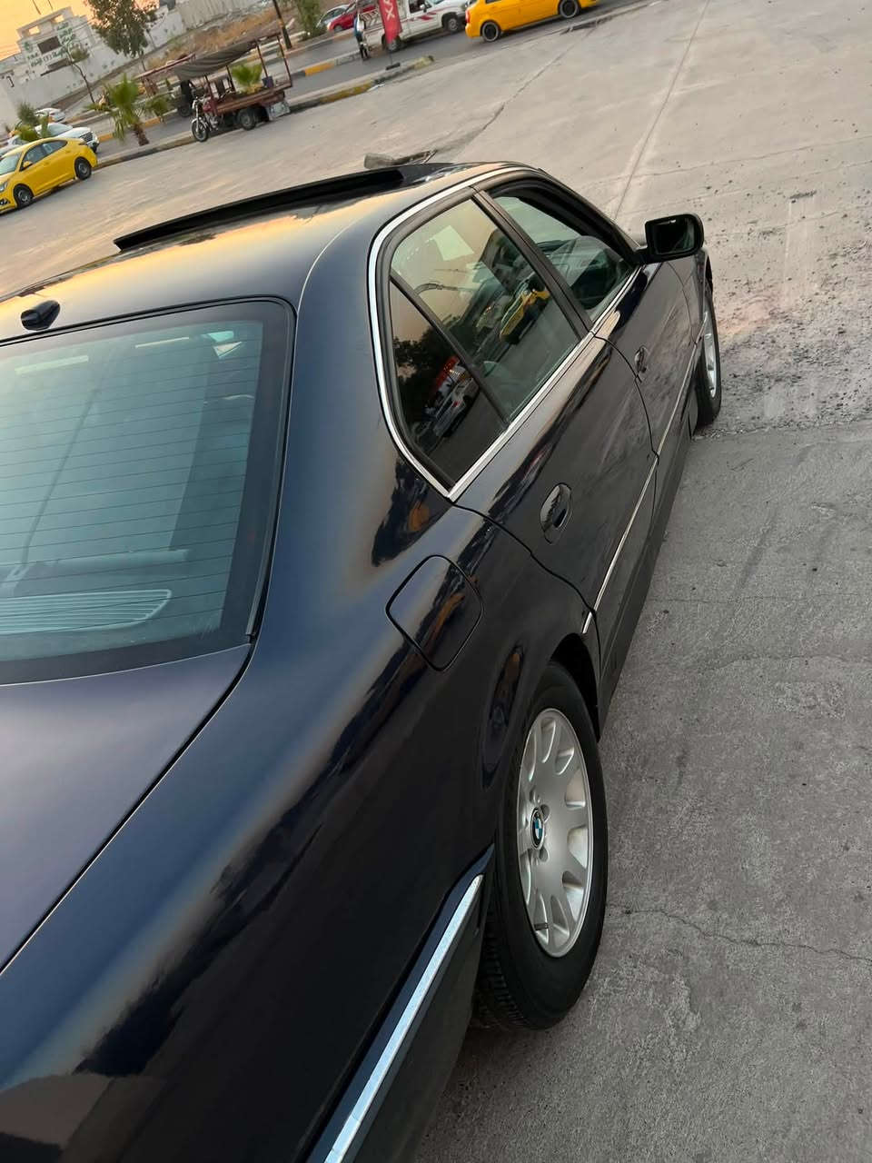 للبيع
اقرا التفاصيل  
BMW -E38
V8-730i اصل 

1995 باقيه على البلاد بدون تحديث 

السياره شرط بدون اي ضربه وبدون خياس 

صبغ عام جمالية صبغ درجة اولى ميتاليك 
صفحات السياره موس ونضرتها شرط احلا من الصور 

فول مواصفات 

1-سلايت جام 3 طكات شغال
2-حساس جام تخلي ايدك ميصعد الاربع جامات اوتو 
3- مرايات شفط شغالات بلاد
4- عاكس لايت مرايات +تحكم كهرباء
5- صندوك شفط شغال 
6- لايتات ايروداينمك يصعد وينزل بفتح السويج + الناصي زينون بلادي 
7- حساسات امامي +خلفي 
8- ابواب جلد كارتير
9- دبل ايرباك 
10- دبل جكمجه 
11- كمبيوتر شغال 
12-كشنات جلد بلادي مو تغليف 
13- دبل كشن تحكم كهرباء شغال+ تكوات كهرباء +السايق خزن
+ هيترات شغاله 
14- صاج ملكي 
15- داخل جلد لونين 
16- سقف اسود 
17- اناره ليزرات شغاله بالسقف تشتغل بالليل 
18- اناره باليدات شغاله 
19- تبريد دبل مناخ منفصل + قطعتين امامي خلفي 
20- مثبت سرعه شغال 
21- نظام ABS
22- تلفون بدالة تشتغل 
23- سيدي چنجر

مسجلها البلادي موجود شاشه 

اسعافات مالتها موجودة

لايتات اصليه وجديده 
بك لايت جديد اصلي 

محرك + كير شرط 

تبريد شرط ثلج

السياره شرط بدون اي جطل  

عليها مروحه كهرباء
يعني حماوه ثابته جوه النص 

صدر امامي 100/100
صدر خلفي 100/100

تايرات جديده

خمسه ويل

تراي السياره شرط انطيك زيرو

نظافة الخارج 100/100 بدون طخات

نظافة الداخل 100/100 لا شك ولا مغلف اي شي

السياره بأسمي

رقم (بغداد) الدولي 
هزه +فحص جديد

شرط التحويل

تتحول بجميع المحافظات 

المكان (موصل) 

السعر (88) وبيها مجال خابر وتدلل 

***********  اسيا
*********** كورك

الاسيا بيه واتساب
