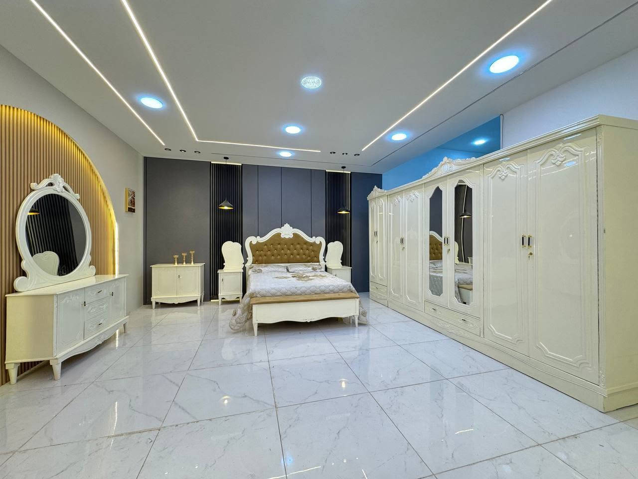 حصرياً الموديل الجديد   

السعر مليون دينار فقط 😍

غرفه نجاره قتصاديه 🛌

متكونه من 9 قطع مميزه 

الكنتور ارتفاع 240 طول 320 

مع الزاويه مجموع الطول 4 امتار 

السمك الخارجي للغرفه 5 ملم انديف

والسمك الداخلي 3 ملم معاكس ابيض

سعر الشازلون الخزان 75 الف 

سعر الشازلون المقعد 50 الف 

متوفر توصيل وشد داخل بغداد 😊

متوفر توصيل وشد لكافة محافضات العراق 🇮🇶


**إذا كنت صاحب هذا الإعلان وتريد حذفه لأي سبب، رجاءا أرسل رسالة إلى الدعم الفني**