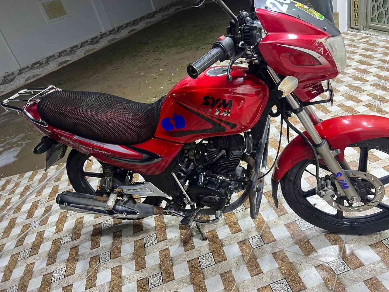 سلام عليكم للبيع دراجة سايم موديل2017نضافه فول كامل من كلشي أوراق كامله شراي يتصل ‭٠٧٨١ ٣٠١ ٢٩٥٨‬مكان رمادي الصوفيه
