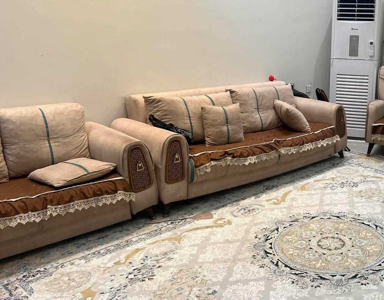 السلام عليكم تخم تركي ضخم حيل ويجنن نظافته ١٠ نفر سعره ٣٥٠ وبي مجال ونزلي اشعندج للبيع والرزق على الله ورفعي المنشور بصلاة على محمد وال محمد


**إذا كنت صاحب هذا الإعلان وتريد حذفه لأي سبب، رجاءا أرسل رسالة إلى الدعم الفني**