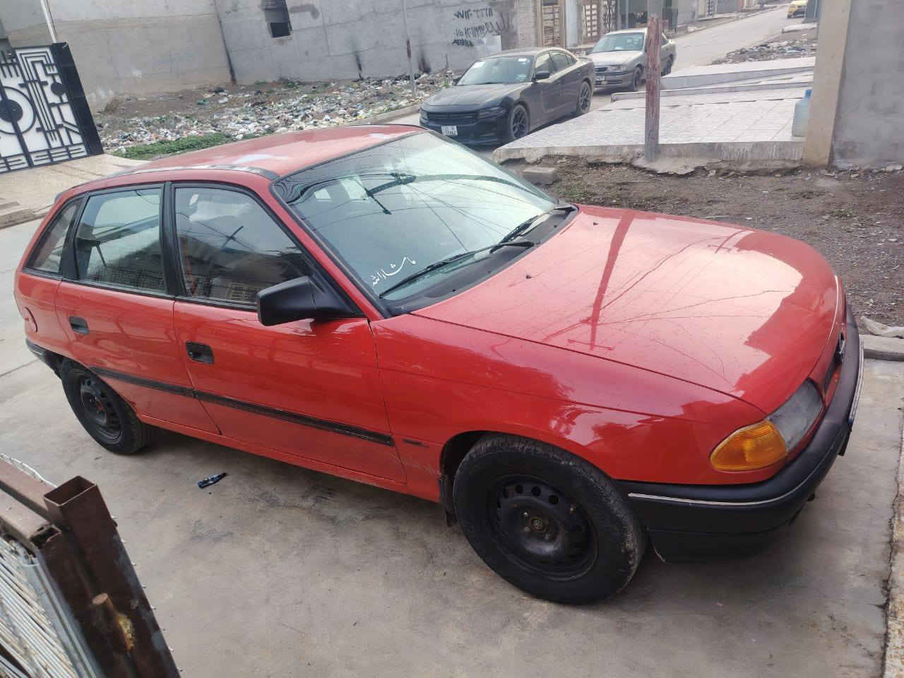 استرا موديل 92 محرك 16
رقم نينوى دولي بسمي
هزة جديدة طخم تايرات جدد المحرك
 معمر جديد صدر جاهز  
بيها صبغ جاملغات الخلفية ودوسات 
السياره مسستمة جديد جاهزة مابيها اي نقص 
السعر 43 وبيها مجال  
عنوان حي سومر 
*********** 
***********
