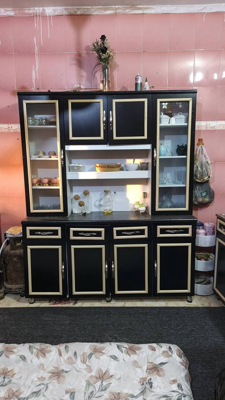 سلام. عليكم كاونتر خشب درجه اولئ للبيع سعره 175 وبي مجال مكاني حله
الاتصال ***********
