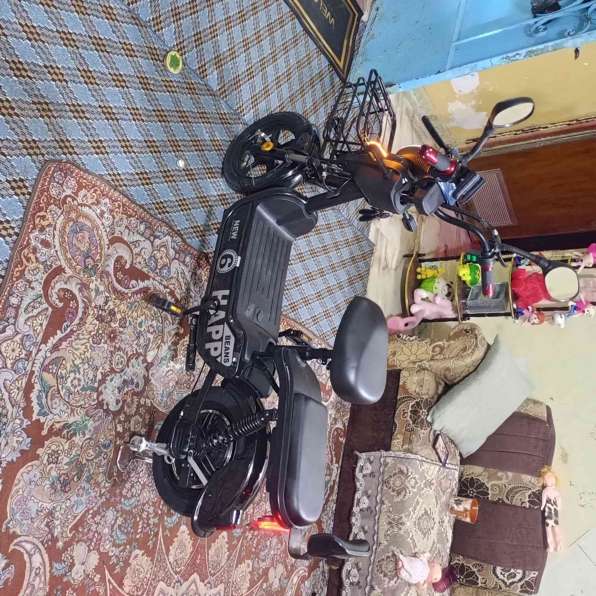 دراجه شحن بلجيس ما ماشيه صفر عداد بكارتونه ماصاعد بيه واحد اربع بطاريات السعر ( ٤٥٠ ) وبيه مجال مكاني البصره ( *********** ) كلشي شقال بيه
