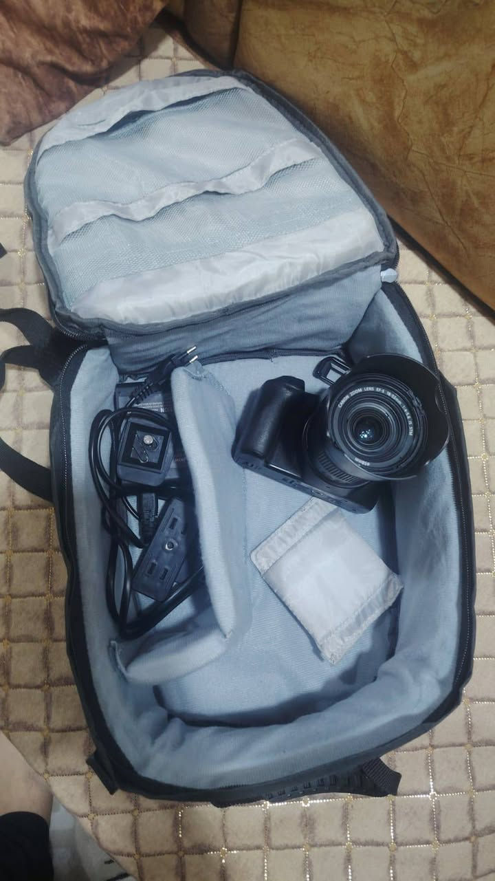 كامره للبيع مع كامل ملحقاته جديده استعمال يوم واحد بس 
السعر 600 وبيه مجال


**إذا كنت صاحب هذا الإعلان وتريد حذفه لأي سبب، رجاءا أرسل رسالة إلى الدعم الفني**