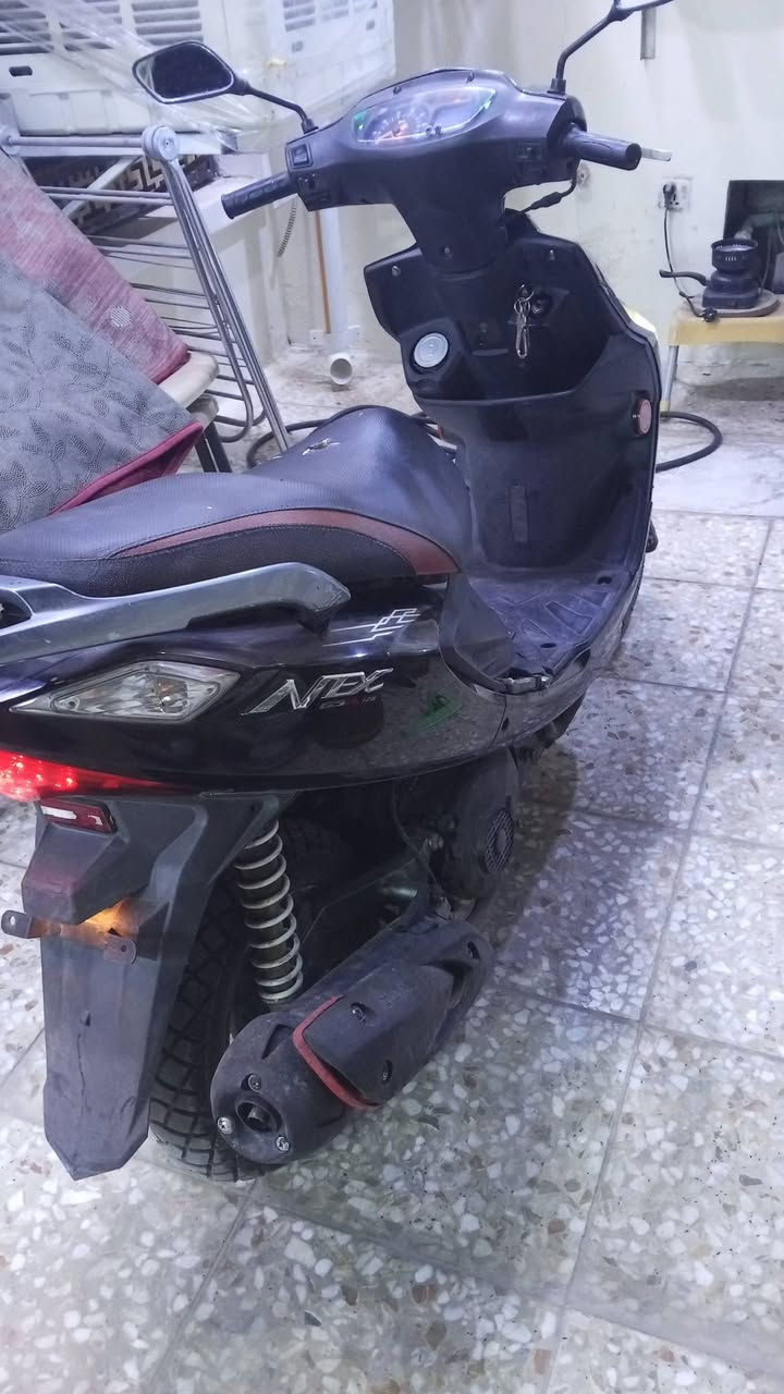 للبيع تجي تفحص وتاخذها من البيت السعر 500 قفل العنوان حي الجهاد
***********
