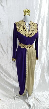 فساتين حفلات جديدة • حجز بالخاص • توصيل لجميع المحافظات