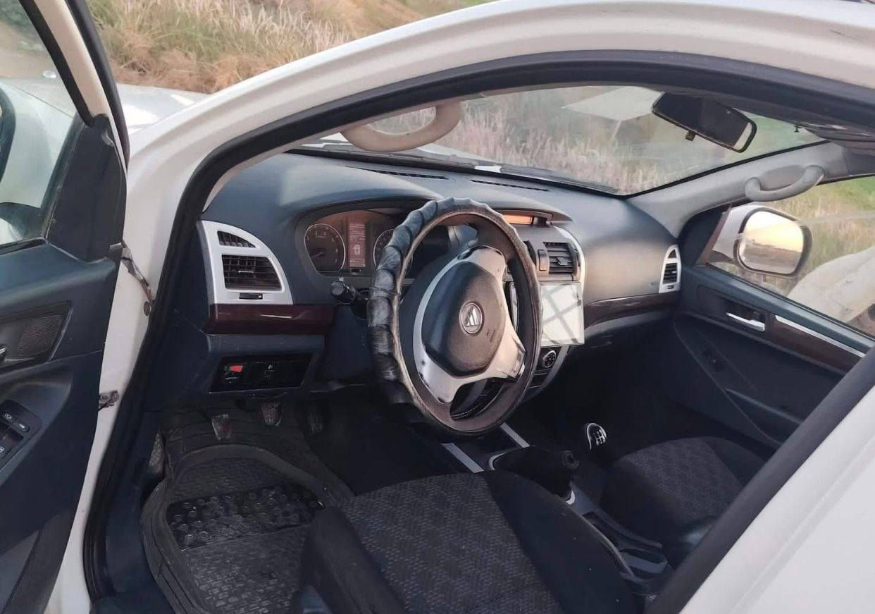 بیکب فوتون موديل 2015
 رەقەم سليماني تەحويل نابيت خرامه و اوليات به شەرت مالي مه ده ني و حیدزی به شه رت 
پشت و پئشی لیدرانی نییە 
جام کارەبای قفل مەرکەزی ئایپاد و کامیرە حەساس 
یەک پەلەی بجوک پەمپی هەیە 
گيرو مه كينه تەبرید تەقەو رەقە بەشەرت 
سعري 65 گەلا و معامەلە
 ناونیشان:هەولئر
*********** أربيل, العراق
