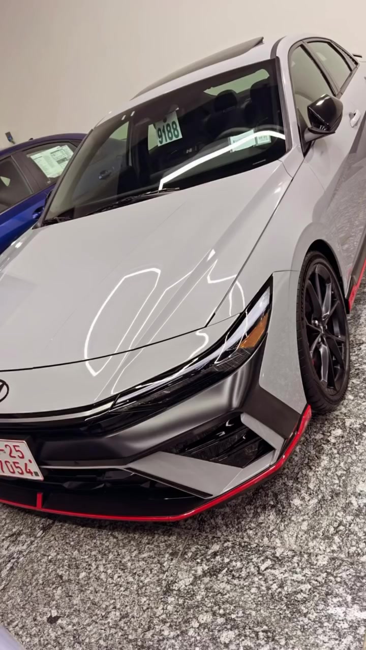 للبيع
Elantra N 2025

ماشية 700mi فقط

بدون صبغ نهائياً حتى الدعامايات 

تترقم شمالي (اربيل دهوك سليمانية)

السيارة تتخرج باسم المشتري 90 يوم مدة الترقيم

مواصفاتها معروفة 

صور الضرر بالمنشور 

السعر 24,000$ 

للتواصل ***********
