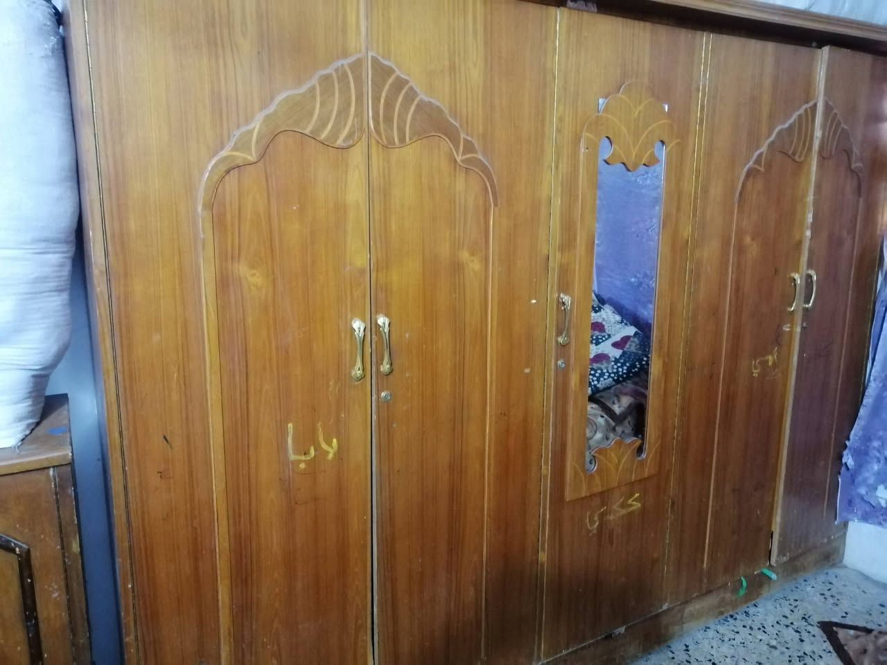 غراض بيت للبيع بعقوبة ***********
