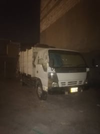 كابسة نفايات • ايسوزو • ٨مكعب