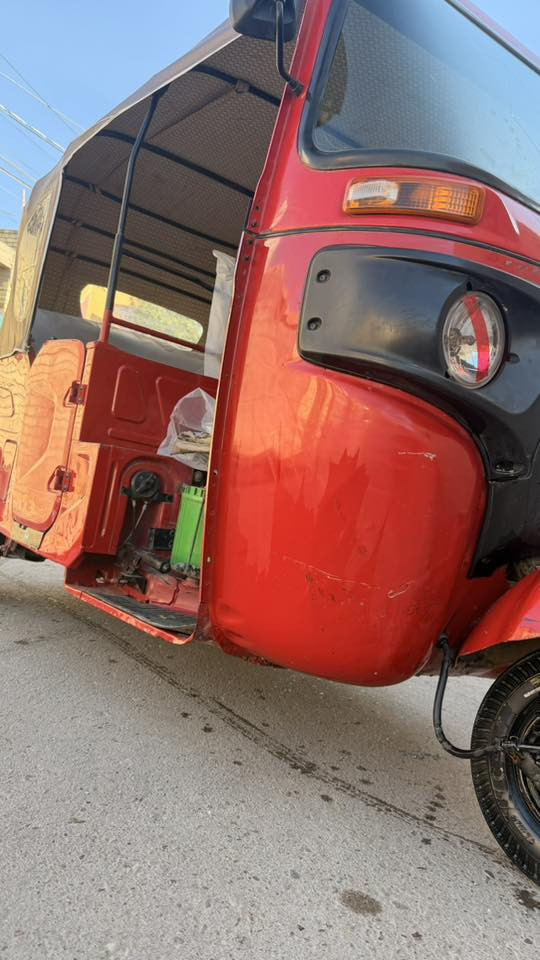 تكتك مديل 22 مرقم وكامله المكان المعامل 
السعر ب8 وربع وبيه مجال ***********
