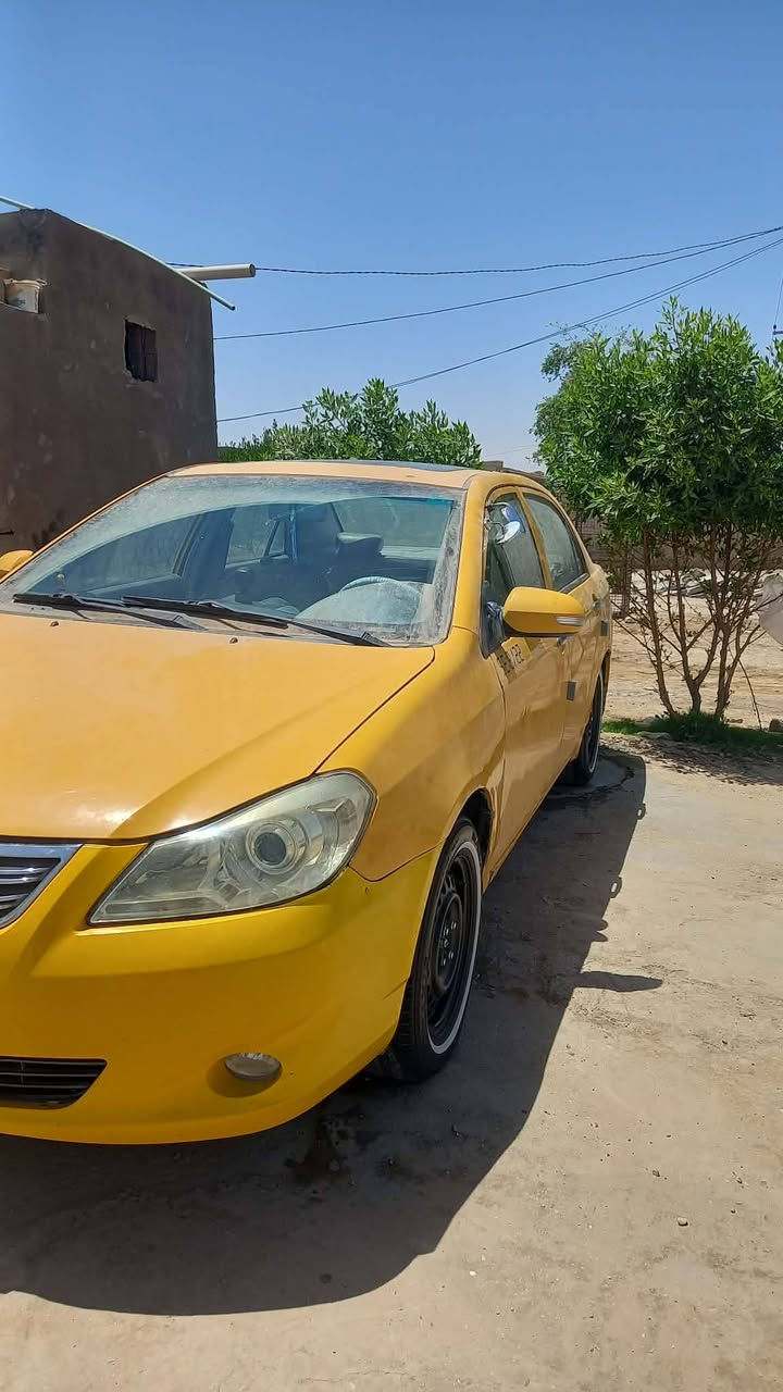 سلام عليكم بي وايدي مديل ١٣ باصمه  سياره الف ماتصرف عليه كير مكينه حدادين جديده تخم تاير شاشه كبيره سعر٤٧ وبيه مجال مكاني بابل محاويل  ***********
