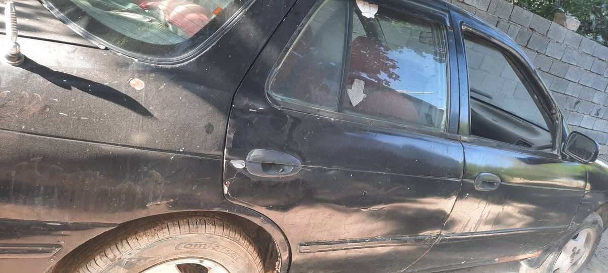 السلام عليكم كيا سيفا موديل ٩٣ محرك بل تجفيت تحويل مباشر السعر ١٤ وبيها مجال الاتصال عل الرقم ***********
