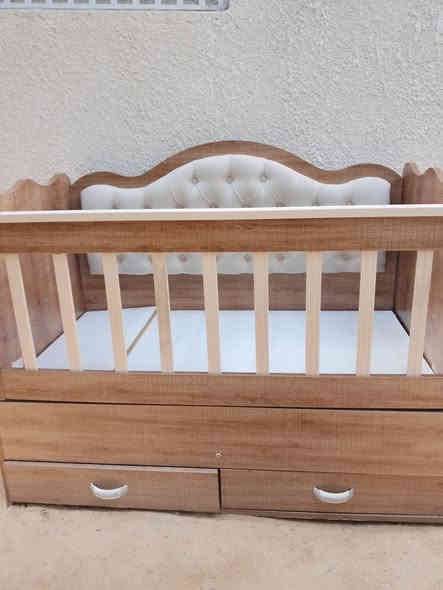 سلام عليكم جربايه للبيع جديده عمر لل6سنوات مع دوشك مكان كربلاء عكد بليبل خاص موجود او رقم ***********
