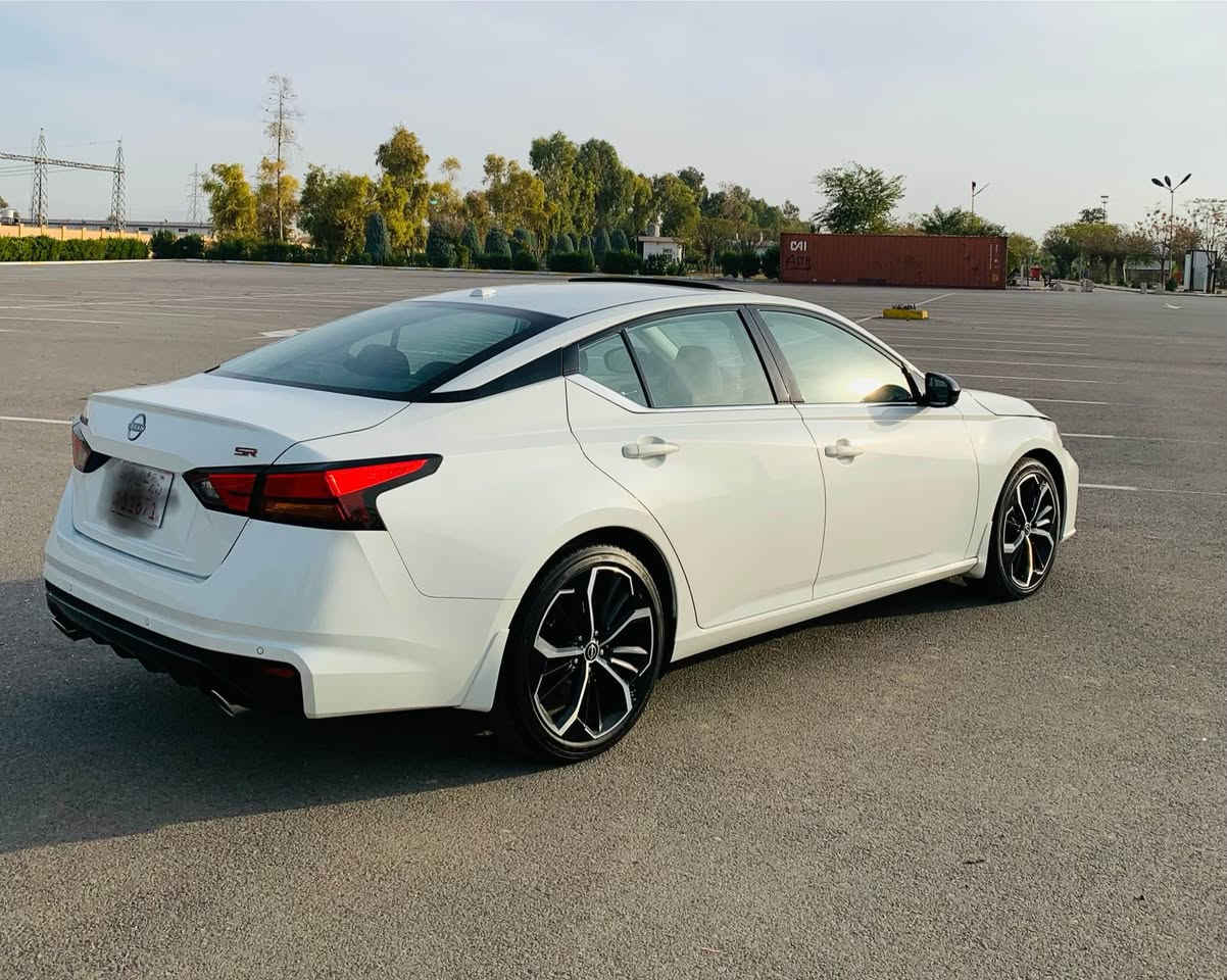 التیما ٢٠٢٤ 
مواسەفات Sr پلەس
سلاید شاشە گەورە کوشن جلد و هیتەر
وایەر لێس چارچ
تەنها ٥ هەزار مایل رۆیشتووە
عادیسەی بەس دەعامی پێشە
بێ داخیلی بێ ئەرباگ
دوو پارچەی  سبوغي ئەمریکای لێ دەرچووە

رەقەم کاتییە و ٩٠ رۆژی لەگەلە

*********** أربيل, العراق
