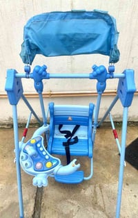 مرجوحه اطفال • نظيفه • استعمال قليل