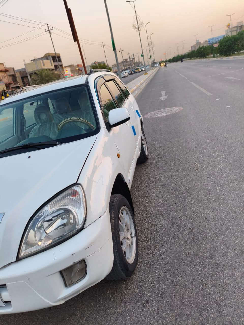 سلامو عليكم شيري تيكو سياره مصبوغه حزام جاهزه السياره خير من الله مكينه وكير عل شرط تخم تاير حداديه جديده العلوان كربلاء السعر 43 وبيه مجال الهتف***********
