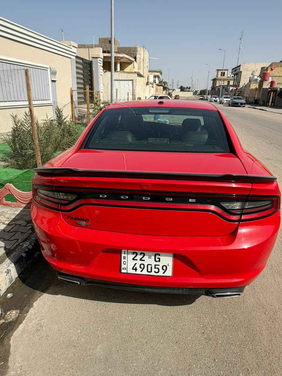السلام عليكم
دوج جارجر خليجي 
موديل 2018
السياره مكفوله كفالة عامه 
اللون احمر طماطي 
السياره رقمها اربيل الجديد 
والسياره باسمي اي نقص مابيها 
عنواني البصرة ورقمي ***********
