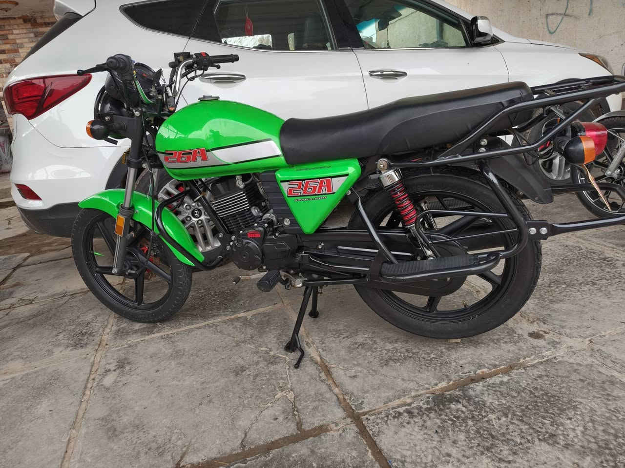 السلام عليكم دايون محرك 200 الدراجه بحالة الوكالة ما ماشيه قليل صاله فتره قليله من طالعه من الوكيل موديل 2025 كفاله عامه سويجين سجينه بصمات ثنين تشغيل عن بعد مكان بابل الطليعه سعره حلو شراي يدلل *********** +أوراق كامله أوراق سكنر وصل معرض
